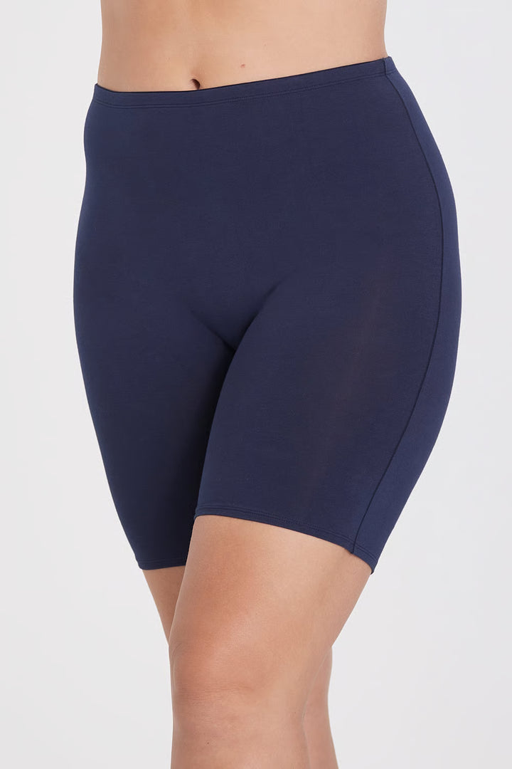 Mary | Short sculptant anti-frottement à porter sous une robe ou une jupe