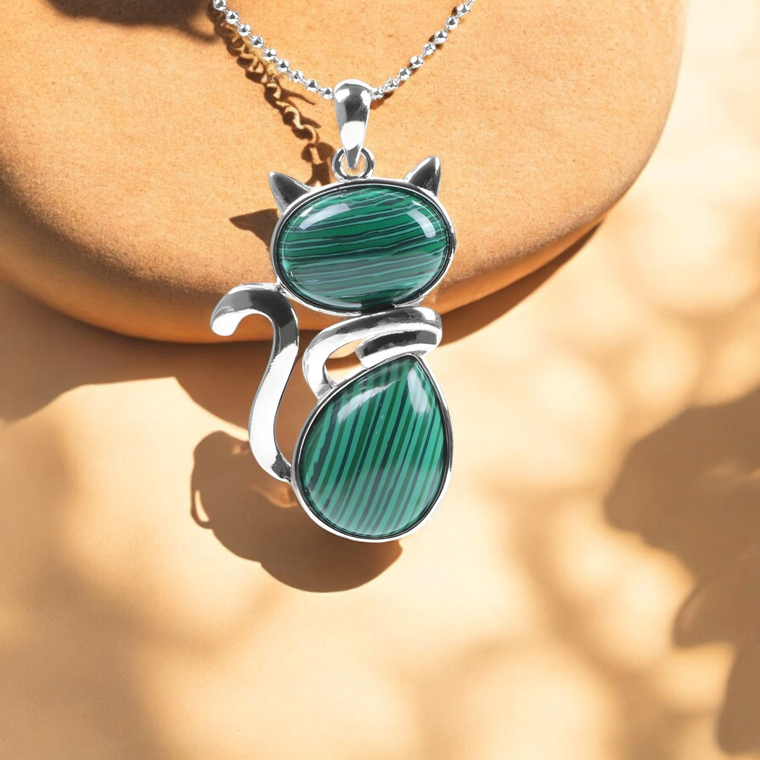 Collier avec chat en pierre véritable